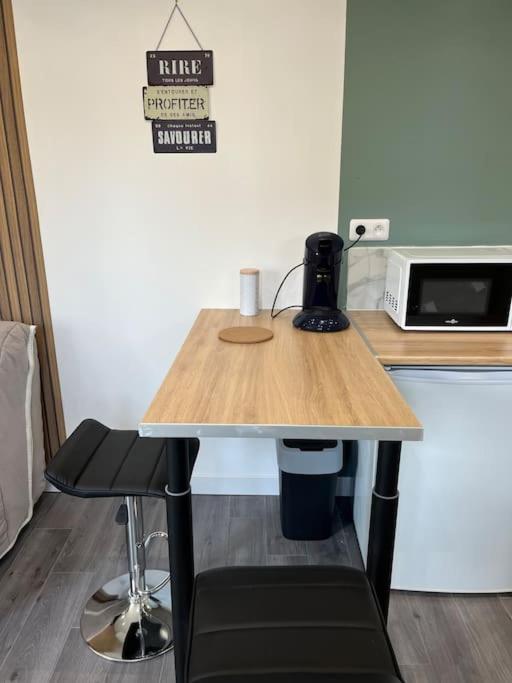 Petit Logement Proche Giverny Bonnieres-sur-Seine Bagian luar foto